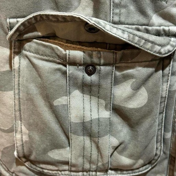 Triple Five Soul Cream Sherpa-Lined Jacket - Picture 5 of 8